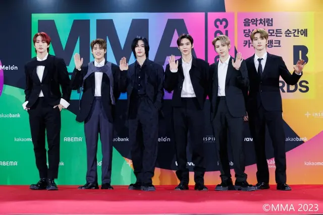 「MMA 2023」レッドカーペットイベントに登場した「RIIZE」2