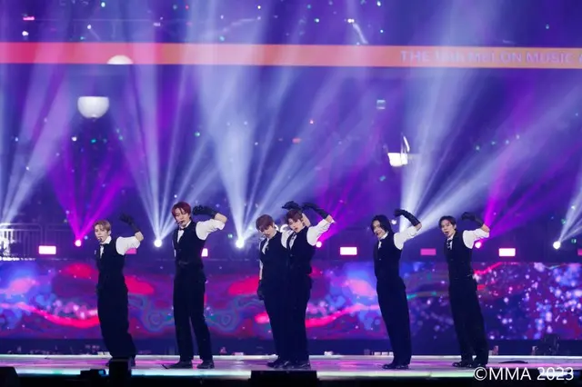 「MMA 2023」でパフォーマンスを見せた「RIIZE」3