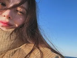 女優ハン・ソヒ、“鼻炎手術を告白”後の近況公開…海岸で清純美たっぷり