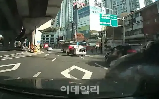 車線変更の車に「ドン」…保険金詐欺グループ26人検挙＝韓国ソウル市