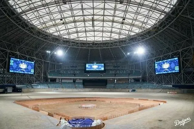大リーグ開幕戦を控え、大規模な改修工事が進む韓国唯一のドーム球場、高尺スカイドーム（ドジャースのＳＮＳより）＝（聯合ニュース）≪転載・転用禁止≫