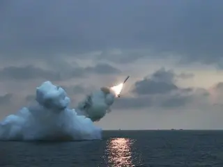 金正恩氏が「潜水艦発射巡航ミサイル」発射を指導　北朝鮮メディア