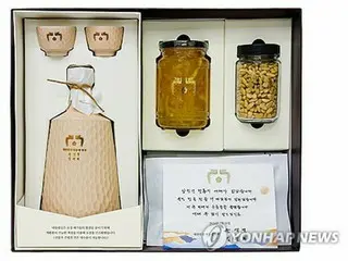 尹大統領　各界関係者に旧正月ギフト＝伝統酒など各地の特産品