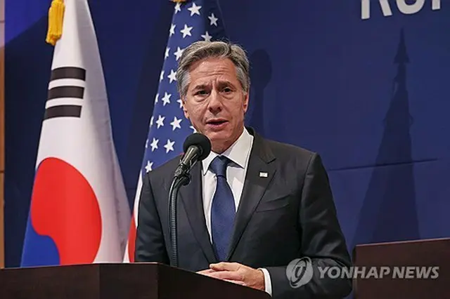 ２０２３年１１月にソウルで韓国外相と共同記者会見を開いたブリンケン氏（共同取材・資料写真）＝（聯合ニュース）
