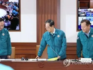 医療混乱　政府が最も高い警戒レベル「深刻」発令＝韓国