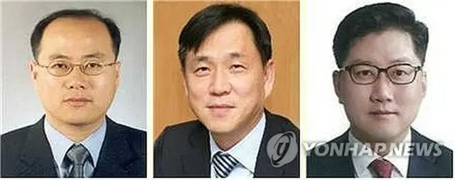 （左から）李昌潤氏、姜度賢氏、柳光ジュン氏（大統領室提供）＝（聯合ニュース）≪転載・転用禁止≫
