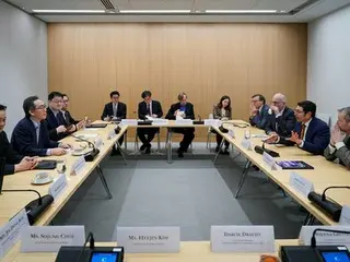 韓国外相　北朝鮮非核化へ「抑止、断念、対話の総体的アプローチ」