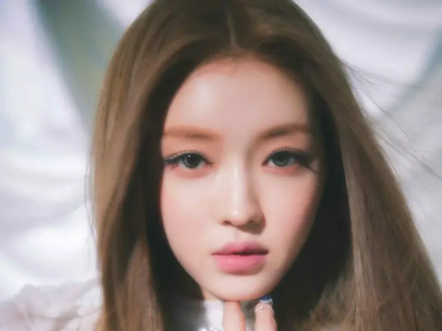 「OH MY GIRL」ユア、絶頂の優雅な美貌…ビジュアルの天才