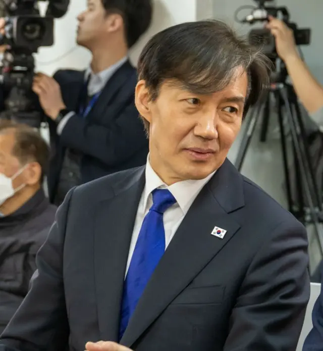 子供の入試不正で「実刑」の元法相、比例代表で「出馬」＝韓国