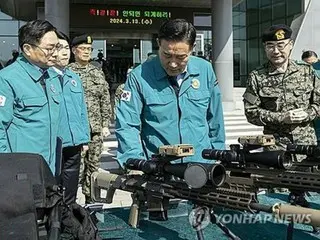 韓国国防相「北朝鮮の核・ミサイル無力化」強調　 韓米合同演習を視察