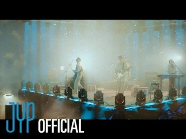 「DAY6」が、新曲「Welcome to the Show」のミュージックビデオティーザーを追加公開した。