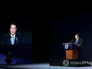 尹大統領「ＡＩ・デジタル新技術で民主主義促進を」　ソウルでサミット開幕