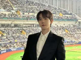 BAEK HYUN（EXO)、「MLBソウルシリーズ」開幕戦で国歌斉唱…高尺ドームを埋め尽くした”魅力的ボイス”