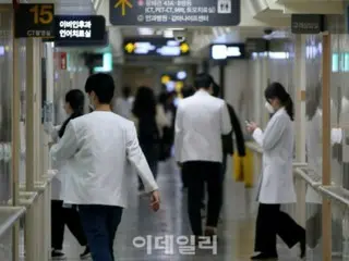 医大生「有効休学」申請9000件突破...2日間で415件増加＝韓国
