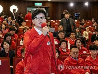 ［速報］与党トップの韓東勲氏　非常対策委員長を辞任＝総選挙惨敗で