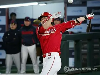 韓国プロ野球の崔廷　通算４６８号本塁打で李承燁の最多記録更新