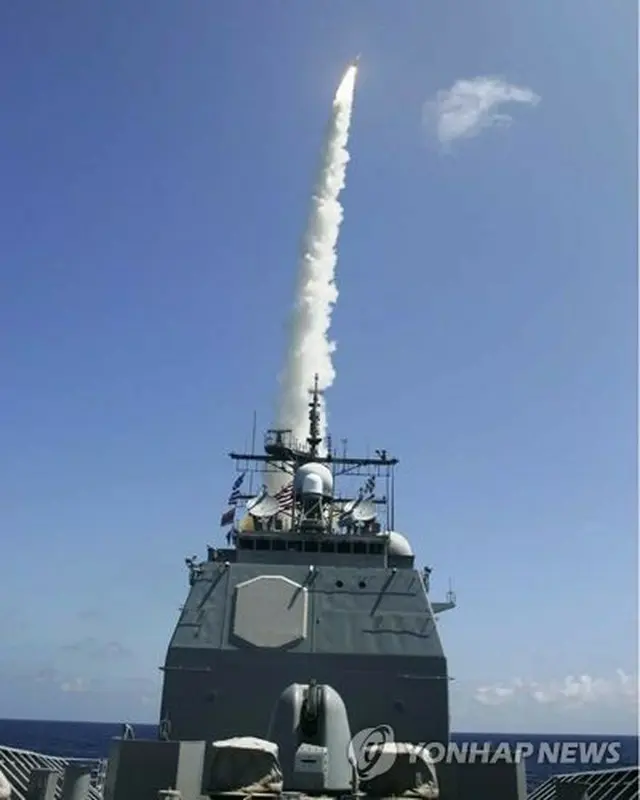 米海軍のイージス艦から発射されたＳＭ３（ウィキメディアより）＝（聯合ニュース）≪転載・転用禁止≫