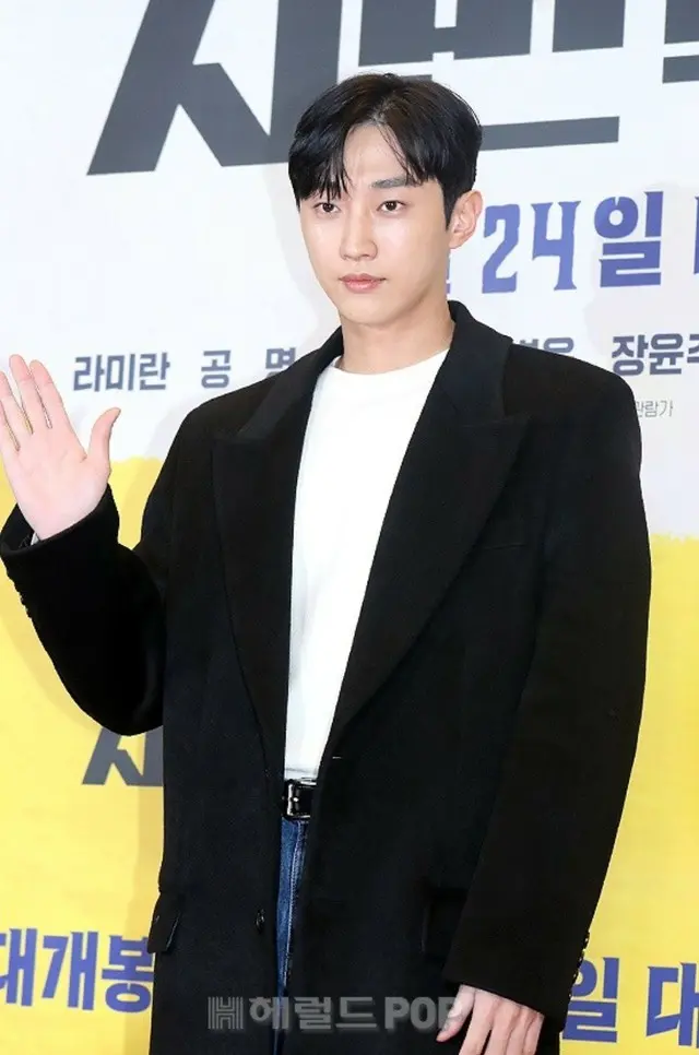 ジニョン（B1A4出身）、韓国版「あの頃、君を追いかけた」を肯定的に検討中…「TWICE」ダヒョンが相手役？