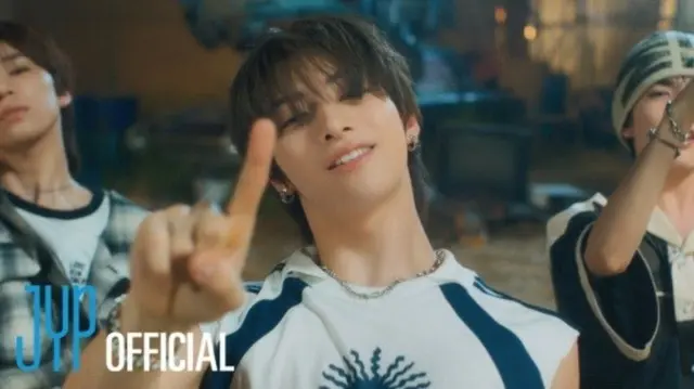 JYP新人「NEXZ」、デビューD-1…「Ride the Vibe」のパフォーマンス一部を公開