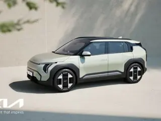 起亜自動車が新車「EV3」を公開、最新機能を備えた普及型SUV＝韓国