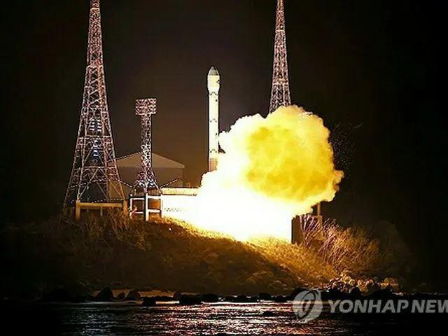 北朝鮮　偵察衛星打ち上げ失敗と発表＝「新型ロケットが空中爆発」