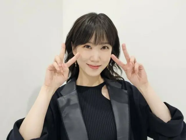 女優パク・ウンビン、さすがのフォトジェニック賞…成熟美あふれるWピース