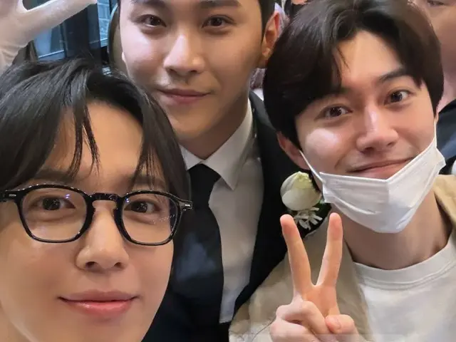 「CNBLUE」ジョン・ヨンファ、元「FTISLAND」ソン・スンヒョンの結婚式に出席…クァク・ドンヨンとスリーショット