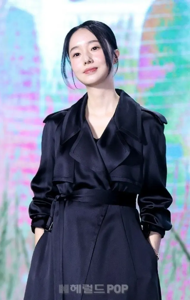 “胎夢でイルカ5匹と泳いだ”イ・ジョンヒョン、高齢出産のアイコン…第2子妊娠が特に祝福される理由
