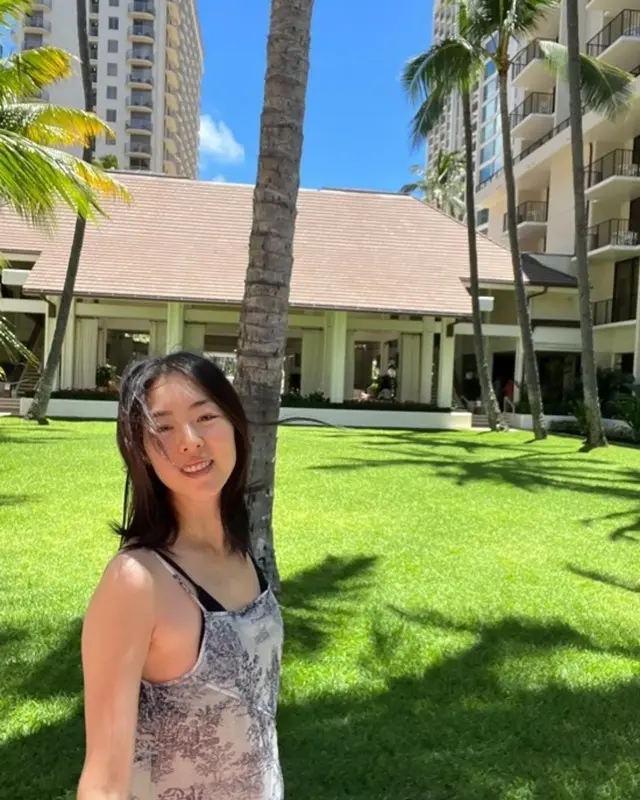 “プレママ”女優イ・ヨニ、ふっくらお腹がチラリ？胎教旅行中の瞬間を公開…よりキレイになった美貌