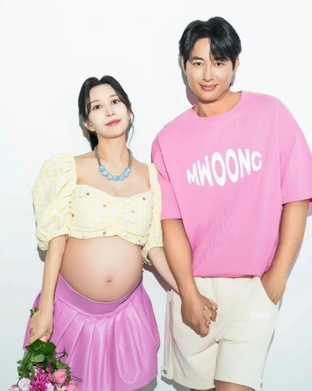 イ・ジフン＆アヤネさん、悪質コメントにもクールな対処…臨月Bカット画報公開