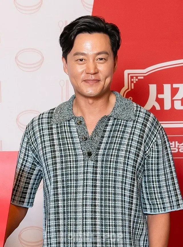 イ・ソジン、チョン・ユミ、パク・ソジュン、チェ・ウシク、コ・ミンシとナ・ヨンソクPD「ソジンの家2」制作発表会に出席!3