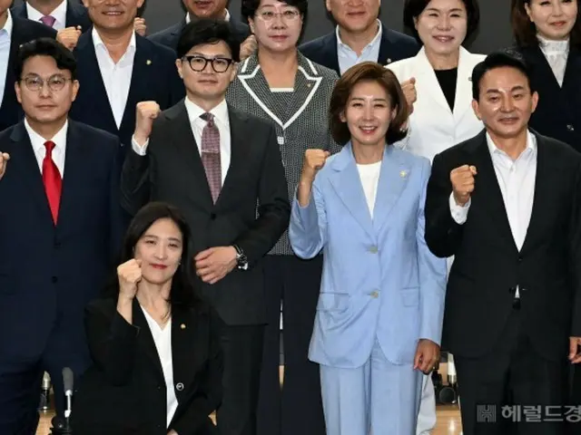 与党支持者の55％が「党代表は韓東勲氏に」＝韓国