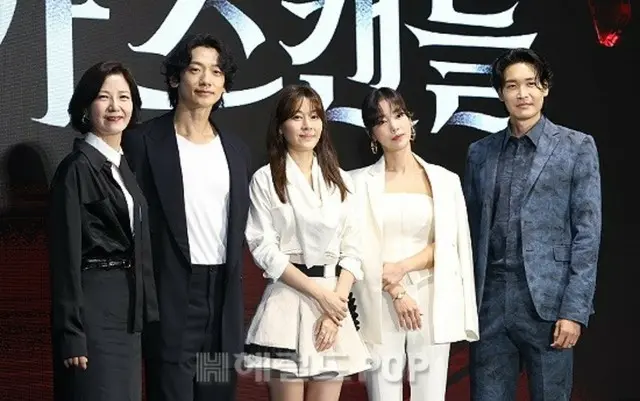 【フォト】Rain(ピ)&キム・ハヌルら、新ドラマ「レッド・スワン」の制作発表会に出席