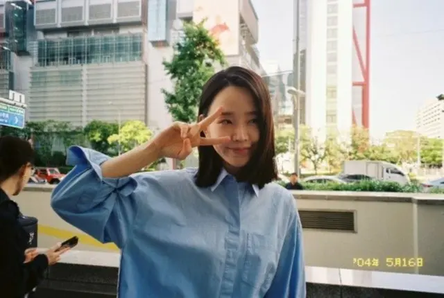 女優シン・ヘソン、彼女風写真を無限生成
