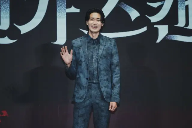 『レッド・スワン』出演のチョン・ギョウン