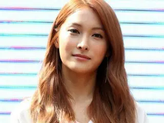 【公式】「KARA」パク・ギュリ、頬骨と眼窩の骨折で活動一時休止…「KARA」の活動にも支障