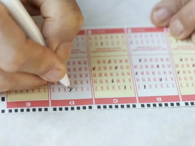 「人生逆転には程遠い」...1128回ロト1等当選金は税引き後3.1億ウォン
