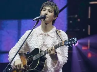 「EXO」SUHO、初のソロアジアツアー大盛況…ドレスコードが話題