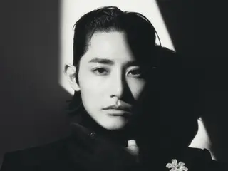 俳優イ・スヒョク、けだるい退廃美＆独歩的なオーラ…中国マガジンのカバーを飾る