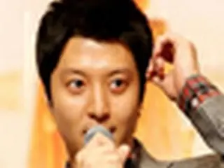 ドラマ『夜になれば』に出演のイ・ドンゴン「避けてきたコメディも楽しい」