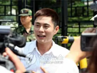 イ・キチャン「家族とファンに感謝」　軍入隊
