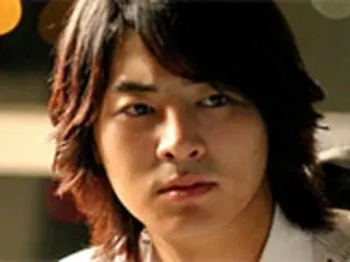 ＜SHINHWA＞チョンジン　右目の視力低下、失明の危機も？