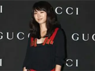 【写真】＜グッチ＞春夏コレクションを訪れたイ・ヨニ