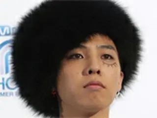 【写真】＜Mnet 20’s Choice＞個性的な衣装で登場G－DRAGON