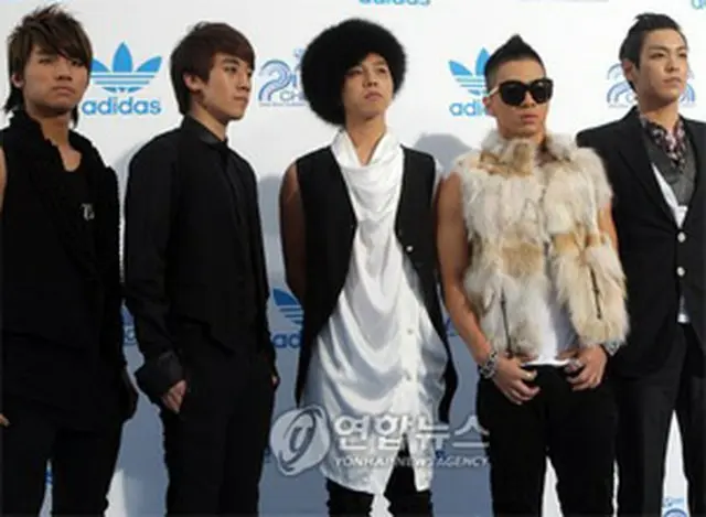 ケーブルテレビチャンネルMnetが主催した＜Mnet 20’s Choice＞に出演した＜BIG BANG（ビッグバン）＞＝2008年8月23日、ソウル（聯合）