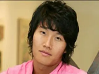 キム・ジョングク “静かな”カムバック