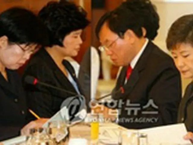 政府・与党会議のようす＝29日、ソウル（聯合）