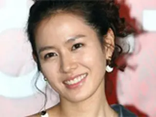 映画『妻が結婚した』のメディア試写会に出席したソン・イェジン