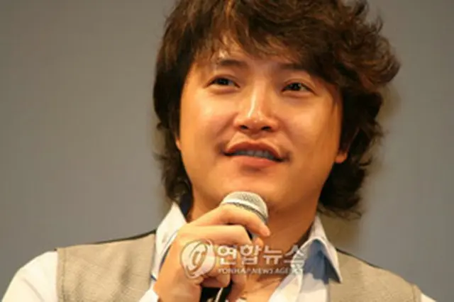 東京・有楽町のよみうりホールで開かれた＜コリアン・シネマ・ウィーク2008＞に出演した俳優のアン・ジェモ＝2008年10月19日、東京（聯合）