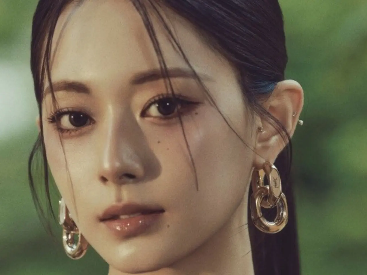 TWICE」ツウィ、ソロデビュー曲「Run Away」のコンセプトティーザーを